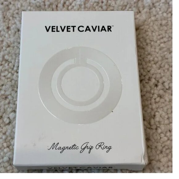 NEW Velvet Caviar Cashmere Taupe Magnetic Grip Ring Holder Popsocket - Picture 2 of 5